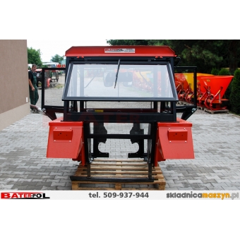 Kabina C-330 NAGLAK  >>TUR<<  metalowe błotniki kanciaste